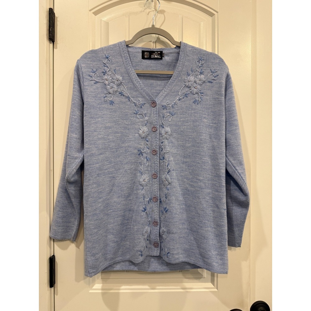 Oswal Womens Sweater M Light Blue Embroidered Floral Cardigan Cottagecore‎